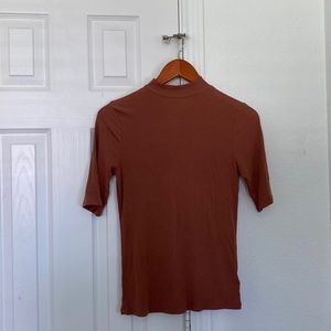 a new day short sleeve turtle neck tee